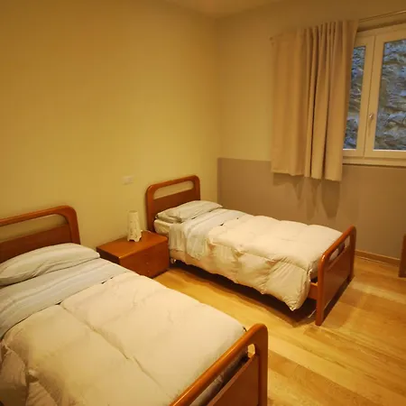 Apartment Andrea Olga House Laglio