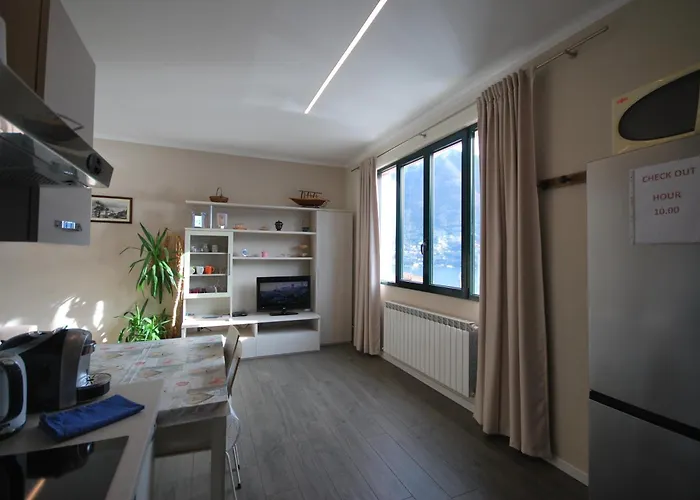 Andrea Olga House Laglio